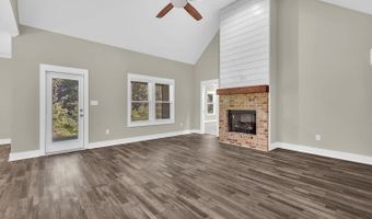 616 Whispering Pines Dr, Macon, GA 31211