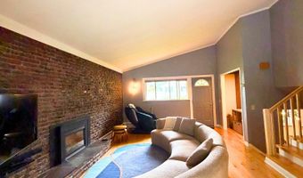 162 E Broadway Ext, Bangor, ME 04401