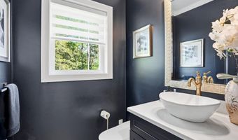 47 Indian Rock Rd, Bedford, NH 03110