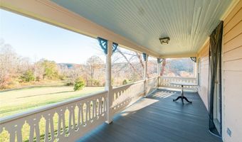 5722 James River Rd, Appomattox, VA 24553