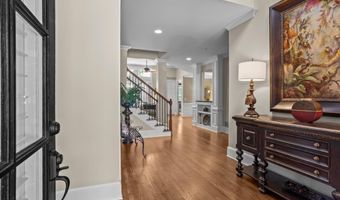 2424 Loxford Ln, Alpharetta, GA 30009