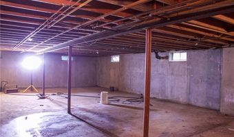 724 Greenville Ave, Johnston, RI 02919