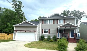 2 Maple Village Ct, Ann Arbor, MI 48103