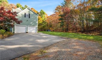 15 Leonard Dr, North Smithfield, RI 02896