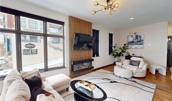 121 N Howard St, Akron, OH 44308