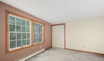196 Pickerel Lake Rd, Colchester, CT 06415