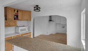 902 N Mayo Ave, Compton, CA 90221