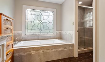 1726 Brookstone Way NW, Acworth, GA 30101