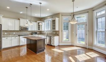 8205 RIVER QUARRY Pl, Bethesda, MD 20817