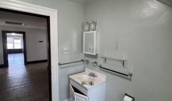 133 S Lake Ave 7, Albany, NY 12208