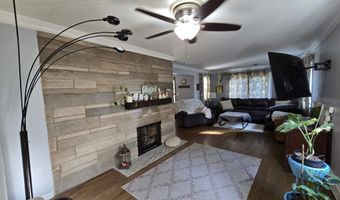 936 W Vine St, Albany, IN 47320