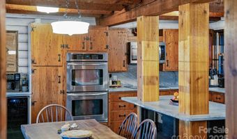 16 Decker Dr, Asheville, NC 28803