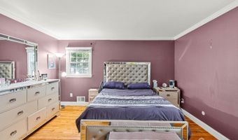 14 E Coddington Ave E, Avenel, NJ 07001