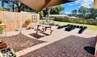 23 Apalachee St, Apalachicola, FL 32320