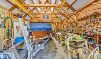 8 Butter Jones Rd, Chester, CT 06412