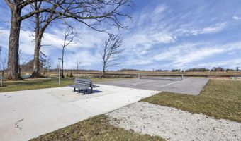 11 Walnut Mill Way 11, Ashville, OH 43103