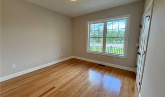 51 Sunset Lake Cir, Coventry, RI 02816