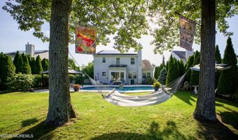 126 Manhattan Ave, Bayville, NJ 08721