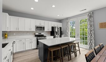 11352 Musette Cir, Alpharetta, GA 30009