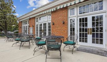 4815 31ST St S B1, Arlington, VA 22206