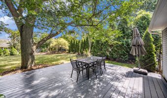2375 Dundee Dr, Ann Arbor, MI 48103