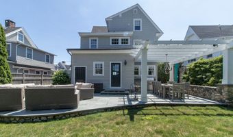 34 Island View Ave, Branford, CT 06405