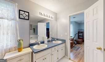 157 Scarlett Ohara Dr, Ailey, GA 30410