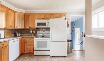 17552 Doxtater St, Adams, NY 13605