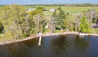 39 Bourdeau Ln N, Alburgh, VT 05440