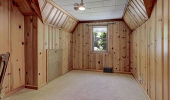 1738 N ERB St, Appleton, WI 54911