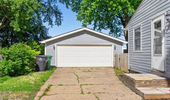 810 SE Belmont Dr, Ankeny, IA 50021