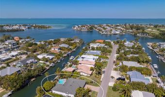 518 74TH St, Holmes Beach, FL 34217