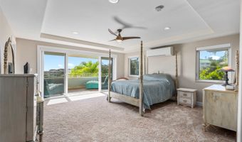 5609 Poola St A, Honolulu, HI 96821