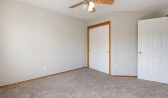 8712 SW WAKKILA Ter, Beaverton, OR 97007