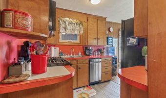 1522 Richville Rd, Standish, ME 04084