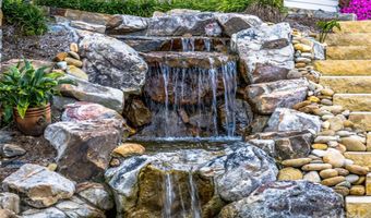 10 Beaverbrook Ct, Asheville, NC 28804