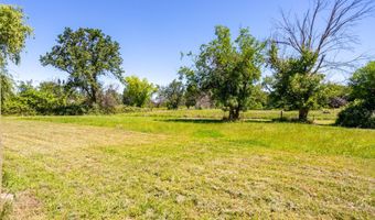 5609 Shady Ln, Anderson, CA 96007