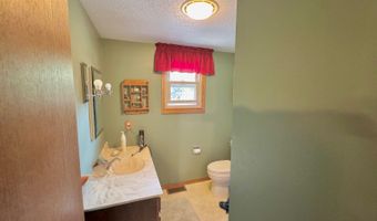 112 8403rd St SW, Bowman, ND 58623