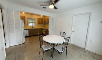 19 Courtland Ln, Aberdeen, NJ 07747