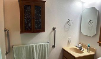 16 HIGHLAND Dr, Albion, PA 16401