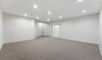 7301 CALVERT St, Annandale, VA 22003
