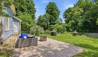 207 Dodge St, Beverly, MA 01915