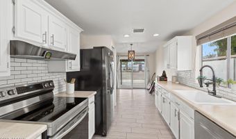2104 N Pennington Dr, Chandler, AZ 85224