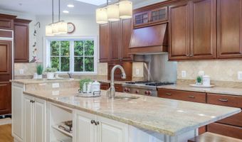 5601 VERNON Pl, Bethesda, MD 20817