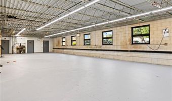 22 Field St, Cranston, RI 02920