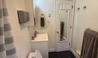 15 Harrison Ave 15B, Amityville, NY 11701