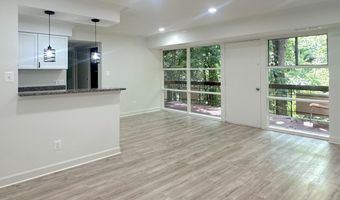4211 AMERICANA Dr 102, Annandale, VA 22003