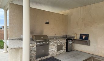 13572 Kurena Rd, Apple Valley, CA 92308