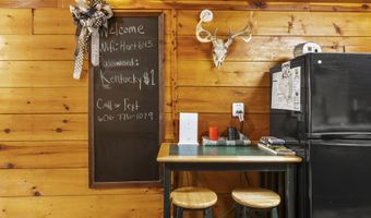 645-1 Right Fork Fixer Rd, Beattyville, KY 41311