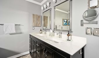 43232 WAYSIDE Cir, Ashburn, VA 20147